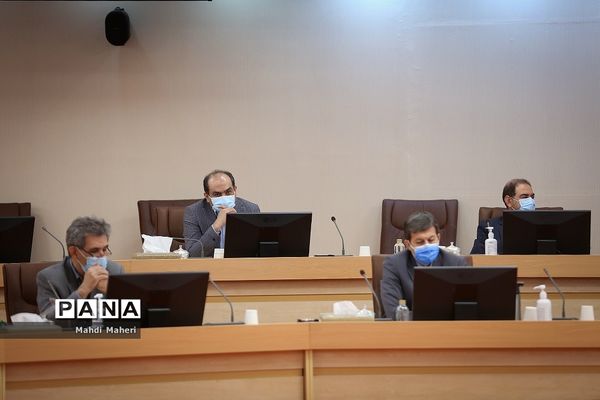 جلسه قرارگاه ستاد ملی کرونا