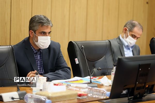 نشست هیات امنای سازمان دانش‌آموزی