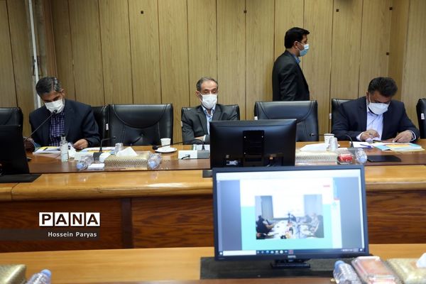 نشست هیات امنای سازمان دانش‌آموزی