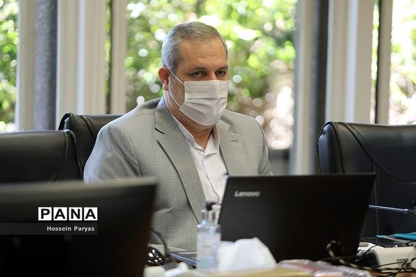 نشست هیات امنای سازمان دانش‌آموزی