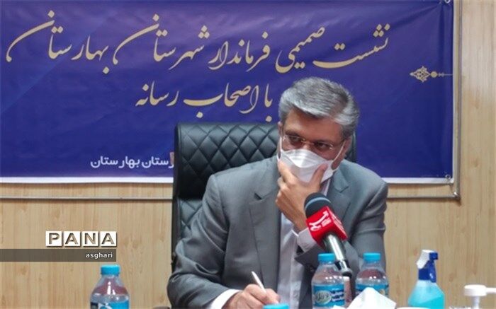 فرماندار بهارستان: تخلفات انتخاباتی عامل مهمی در کاهش شور و شوق در بین مردم در این ایام است