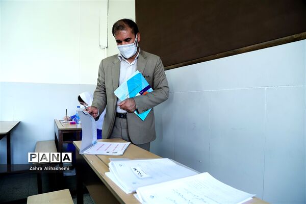 بازدید رئیس سازمان ملی پرورش استعدادهای درخشان از آزمون مراکز سمپاد