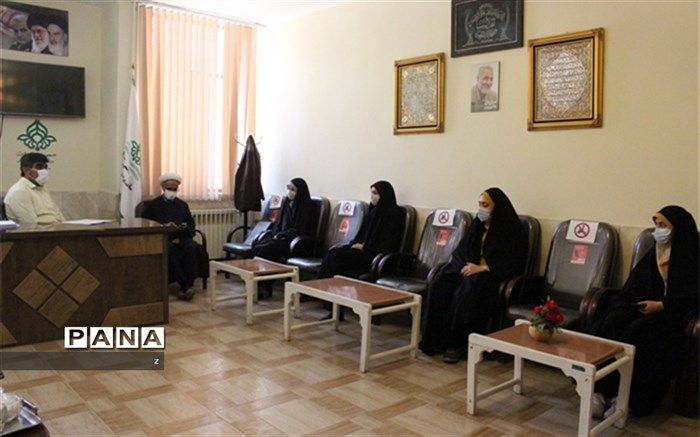 حضرت معصومه(س)، زنی فاضله و دارای شخصیت والایی در دوران خود بود