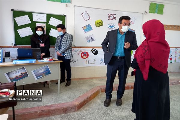 بازدید از مدارس مجری طرح کانون‌های یاریگران زندگی در شهرستان رباط کریم