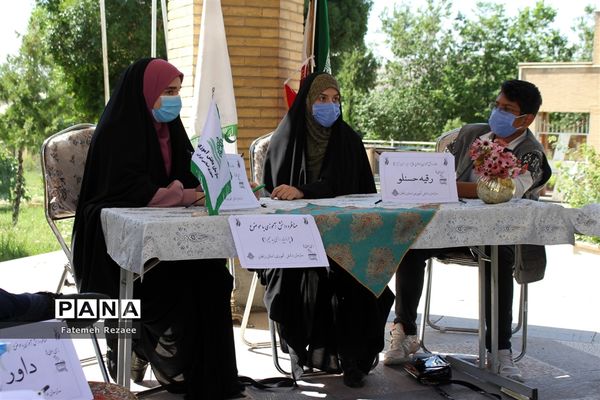 برگزاری مناظره رأی اولی‌ها