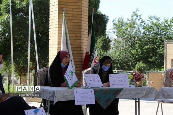 برگزاری مناظره رأی اولی‌ها