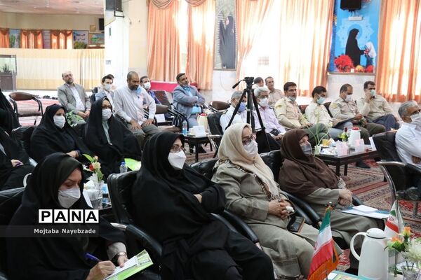 نشست قطبی تبیین بازمهندسی تشکیلات پیشتازان سازمان دانش‌آموزی  در مشهد