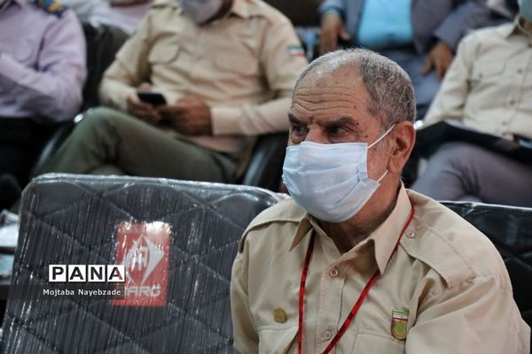 نشست قطبی تبیین بازمهندسی تشکیلات پیشتازان سازمان دانش‌آموزی  در مشهد