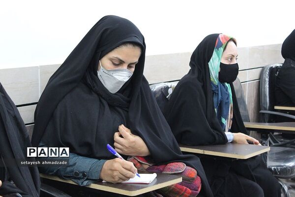 برگزاری نشست مادرانه در شهرستان گلوگاه