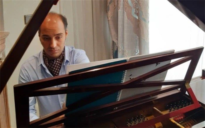 نگرش به هنر موسیقی در ایران بسیار تعصبی است