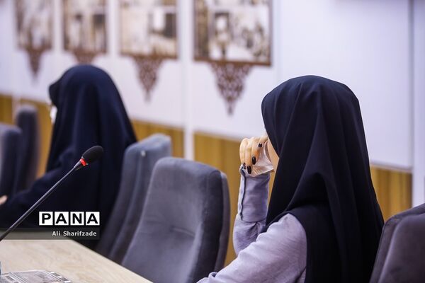 اولین پویش دانش‌آموزی ایرانینو