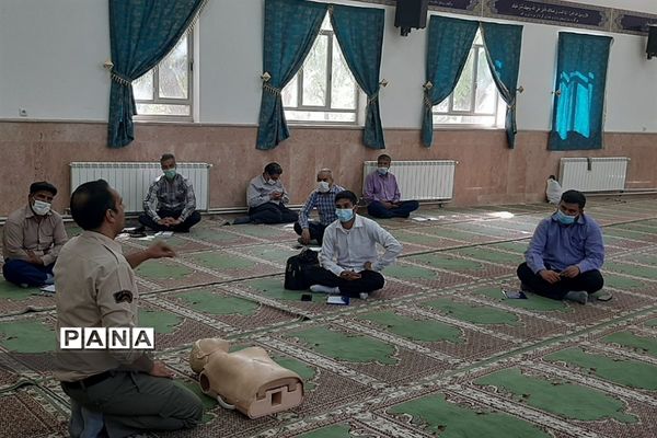 برگزاری دوره آموزشی مربیان پیشتاز، خبره و مجرب استان یزد