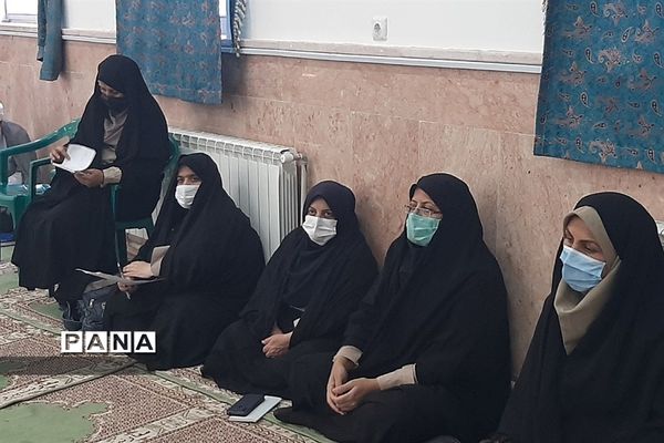 برگزاری دوره آموزشی مربیان پیشتاز، خبره و مجرب استان یزد