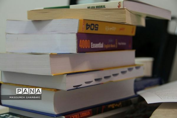 مرحله نهایی داوری آثار جشنواره معلمان مولف