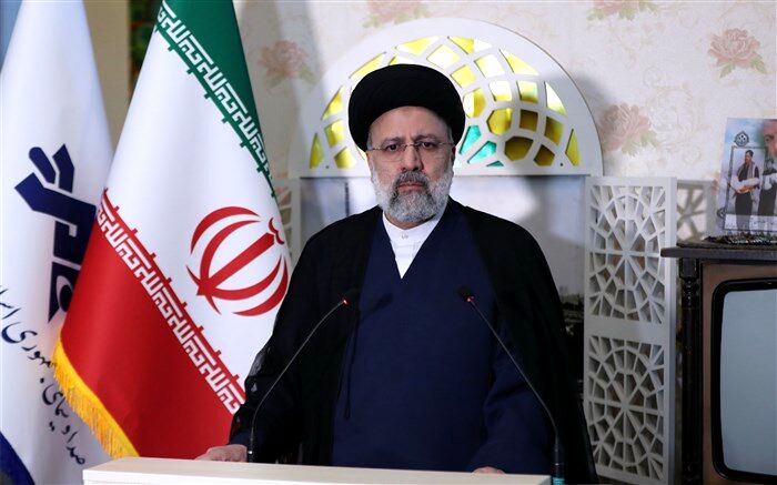 گفت‌وگوی رییسی با مالباختگان بازار سرمایه در تهران