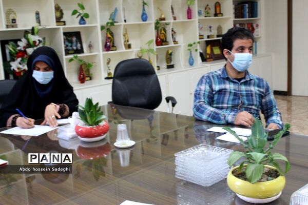 نشست هماهنگی برگزاری افتتاحیه فعالیت‌های تابستانی دانش‌آموزان استان بوشهر
