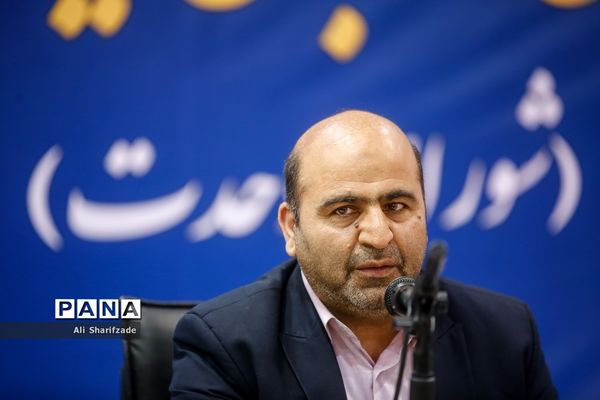 نشست خبری اعضای لیست شورای وحدت