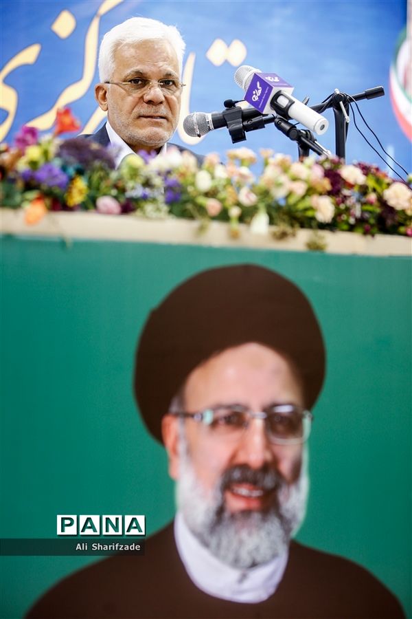 نشست خبری اعضای لیست شورای وحدت