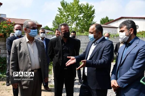بازدید معاون وزیر آموزش و پرورش از طرح های عمرانی آموزش و پرورش محمودآباد