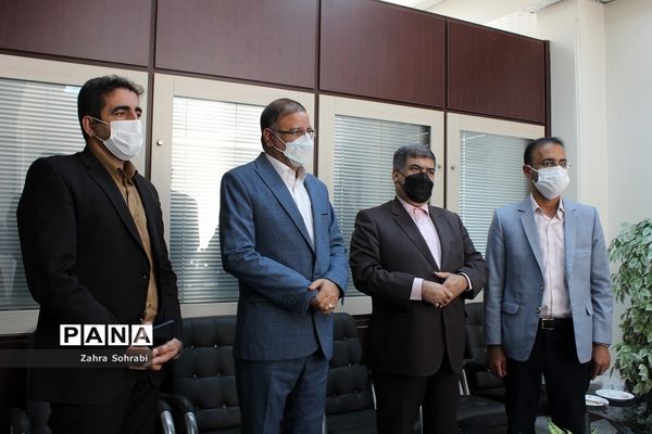 مراسم  تحویل اسناد مالکیت ۱۰۰ واحد مسکونی شهرستان اسلامشهر