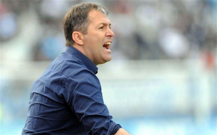 اسکووچیچ سرمربی تیم ملی ایران می‌ماند