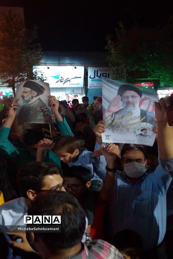 جشن دهه کرامت و پیروزی قاطع هشتمین منتخب مردم ایران