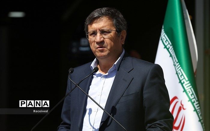 همتی: اگر قماری کردیم بر سر آینده بهتر ده‌ها میلیون ایرانی بود