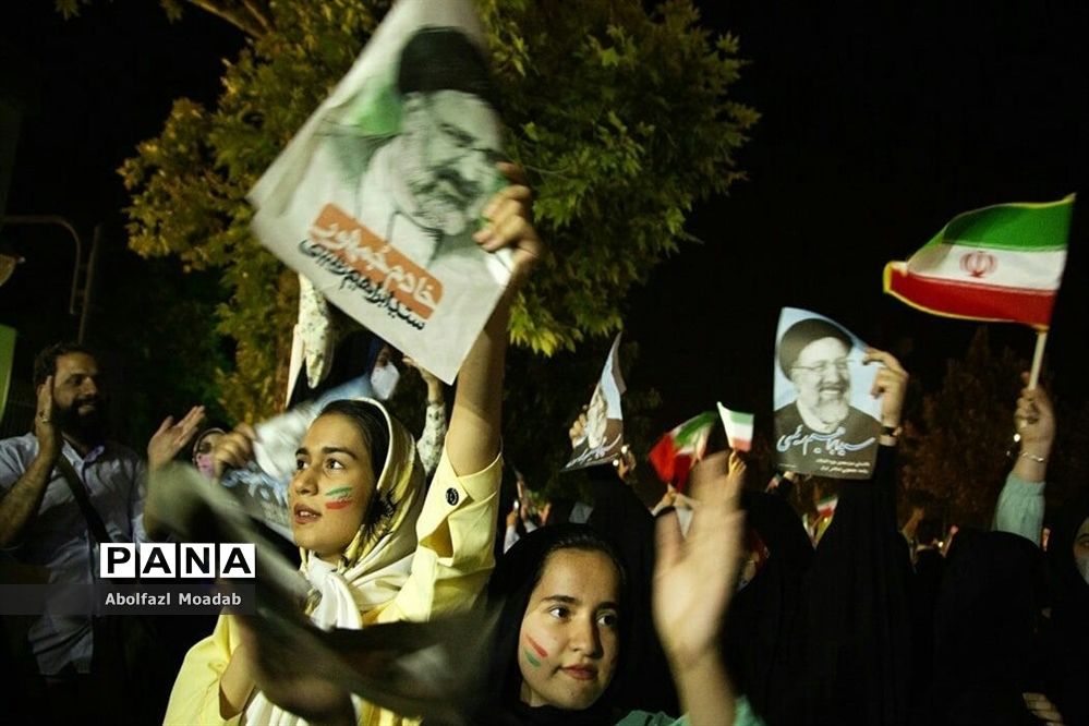 جشن دهه کرامت و پیروزی  هشتمین منتخب مردم ایران  در کاشمر