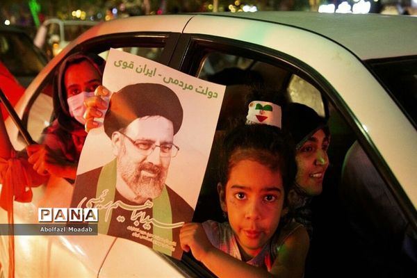 جشن دهه کرامت و پیروزی  هشتمین منتخب مردم ایران  در کاشمر