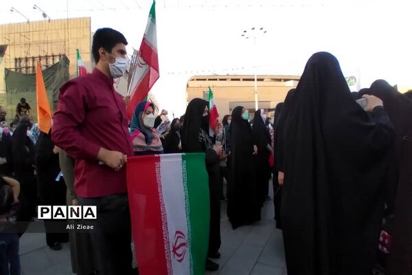 جشن مردم مشهد برای پیروزی رئیس جمهوری منتخب