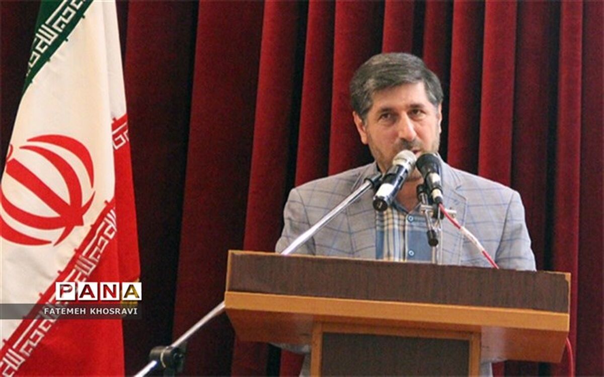 شایستگی نشان دانش‌آموزان سخت‌کوش است