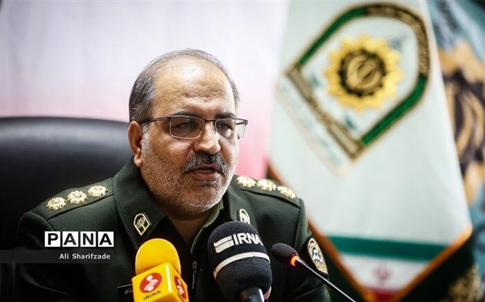 کشف 150 میلیارد ریال پوشاک خارجی قاچاق در تهران