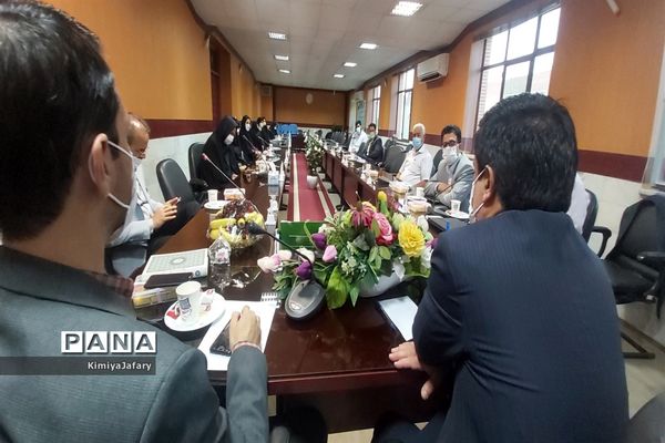 تجلیل از عوامل جشنواره فرهنگی و هنری فردا و پرسش مهر شهرستان کاشمر