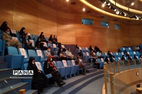 گردهمایی و نشست صمیمانه با عنوان رضوان قلم با حضور اهالی رسانه از شهرستان های استان در مشهد