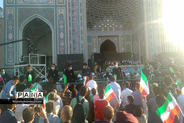 جشن ولادت امام رضا (ع) با حضور رئیس جمهور منتخب مردم در حرم مطهر رضوی