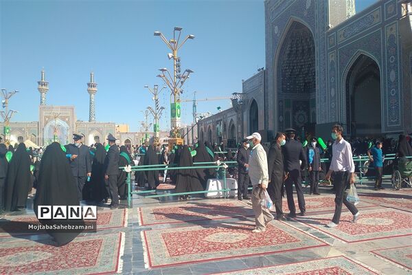جشن ولادت امام رضا (ع) با حضور رئیس جمهور منتخب مردم در حرم مطهر رضوی