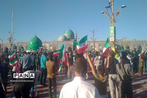 جشن ولادت امام رضا (ع) با حضور رئیس جمهور منتخب مردم در حرم مطهر رضوی