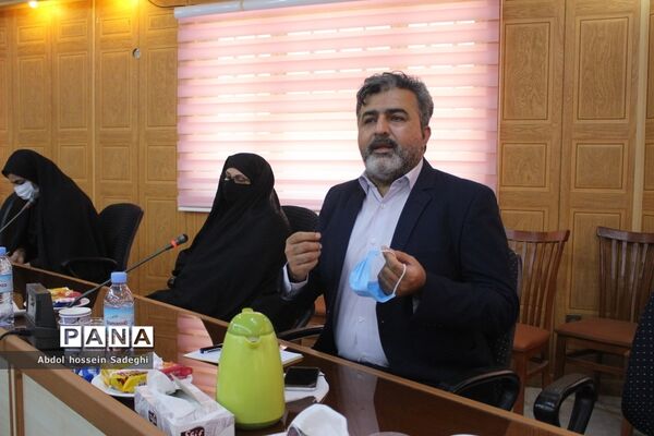 جلسه هم اندیشی روسای ستادهای حامی آیت الله رئیسی در استان بوشهر
