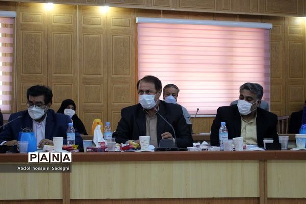 جلسه هم اندیشی روسای ستادهای حامی آیت الله رئیسی در استان بوشهر
