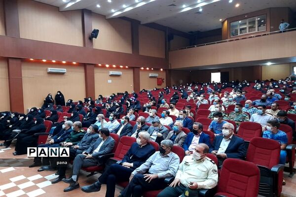 حضور خادمان و حاملان پرچم متبرک امام رضا(ع) در شهرستان میانه