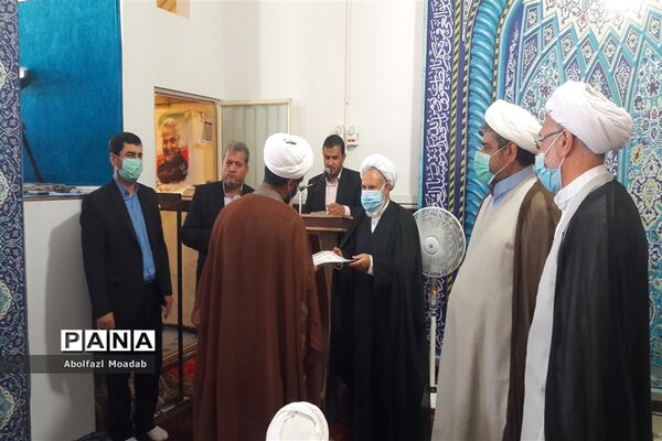 تقدیر از فعالان بسیجی و مسجدی در نماز جمعه  خلیل آباد