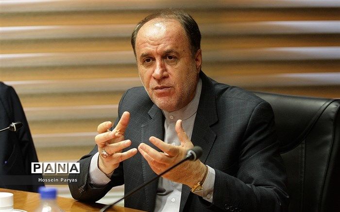 درخواست رئیس فراکسیون فرهنگیان در پی فوت خبرنگاران و سربازمعلمان