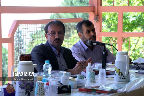 نشست معاون پرورشی و فرهنگی شهر تهران با معاونان پرورشی و تربیت بدنی مناطق