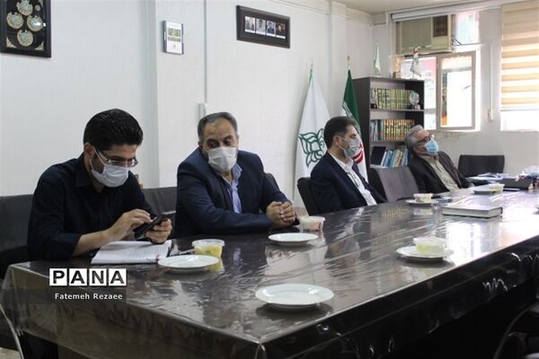 بازدید مدیرکل نوسازی استان زنجان از سازمان دانش‌آموزی