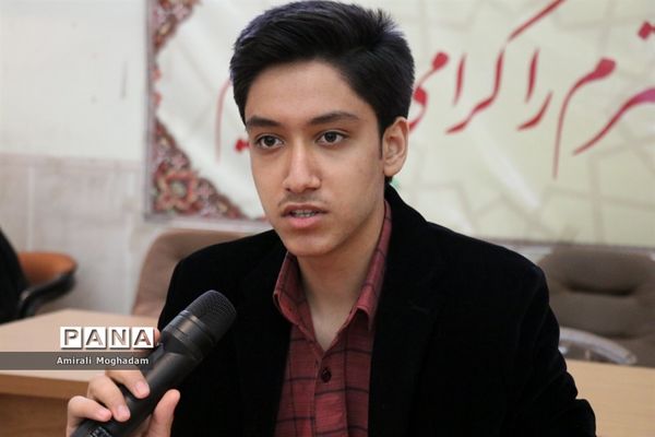 نشست نمایندگان پسر تشکل‌های سازمان دانش‌آموزی با معاون پرورشی و فرهنگی آموزش و پرورش خراسان رضوی