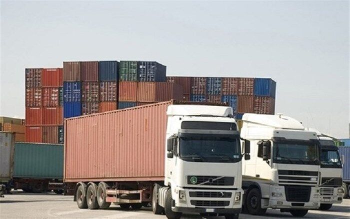 شرط ترخیص ۴٨ ساعته کامیون های موجود در گمرک