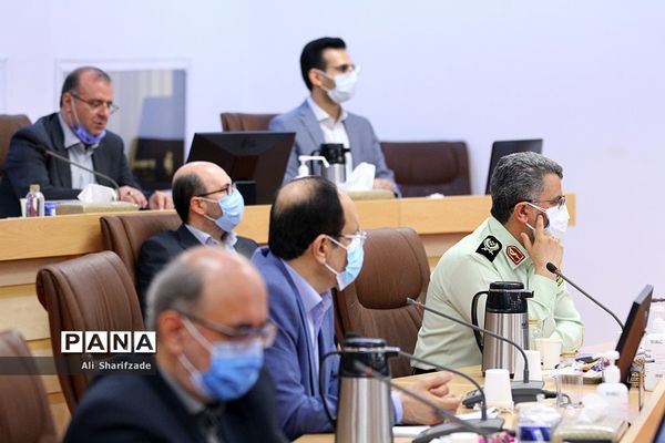 جلسه ستاد مرکزی مبارزه با قاچاق کالا و ارز