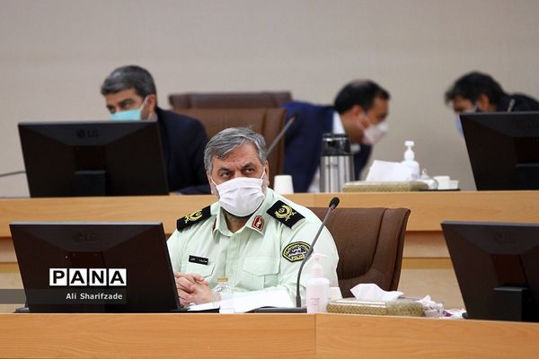 جلسه ستاد مرکزی مبارزه با قاچاق کالا و ارز