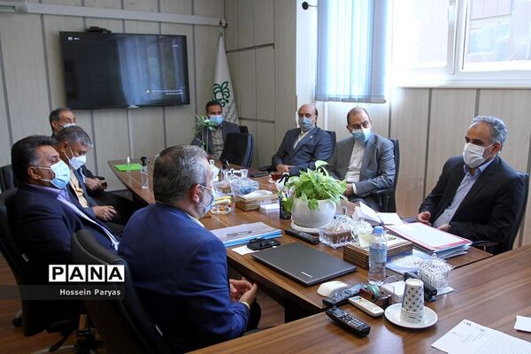 دیدار رئیس سازمان دانش‌آموزی با رئیس مرکز برنامه ریزی منابع انسانی و امور اداری وزارت آموزش و پرورش