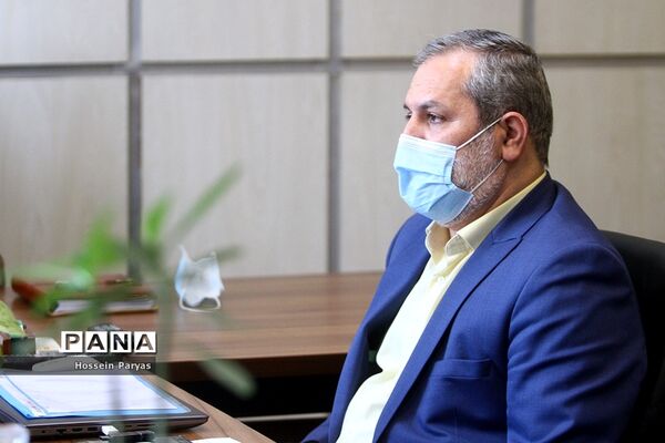 دیدار رئیس سازمان دانش‌آموزی با رئیس مرکز برنامه ریزی منابع انسانی و امور اداری وزارت آموزش و پرورش